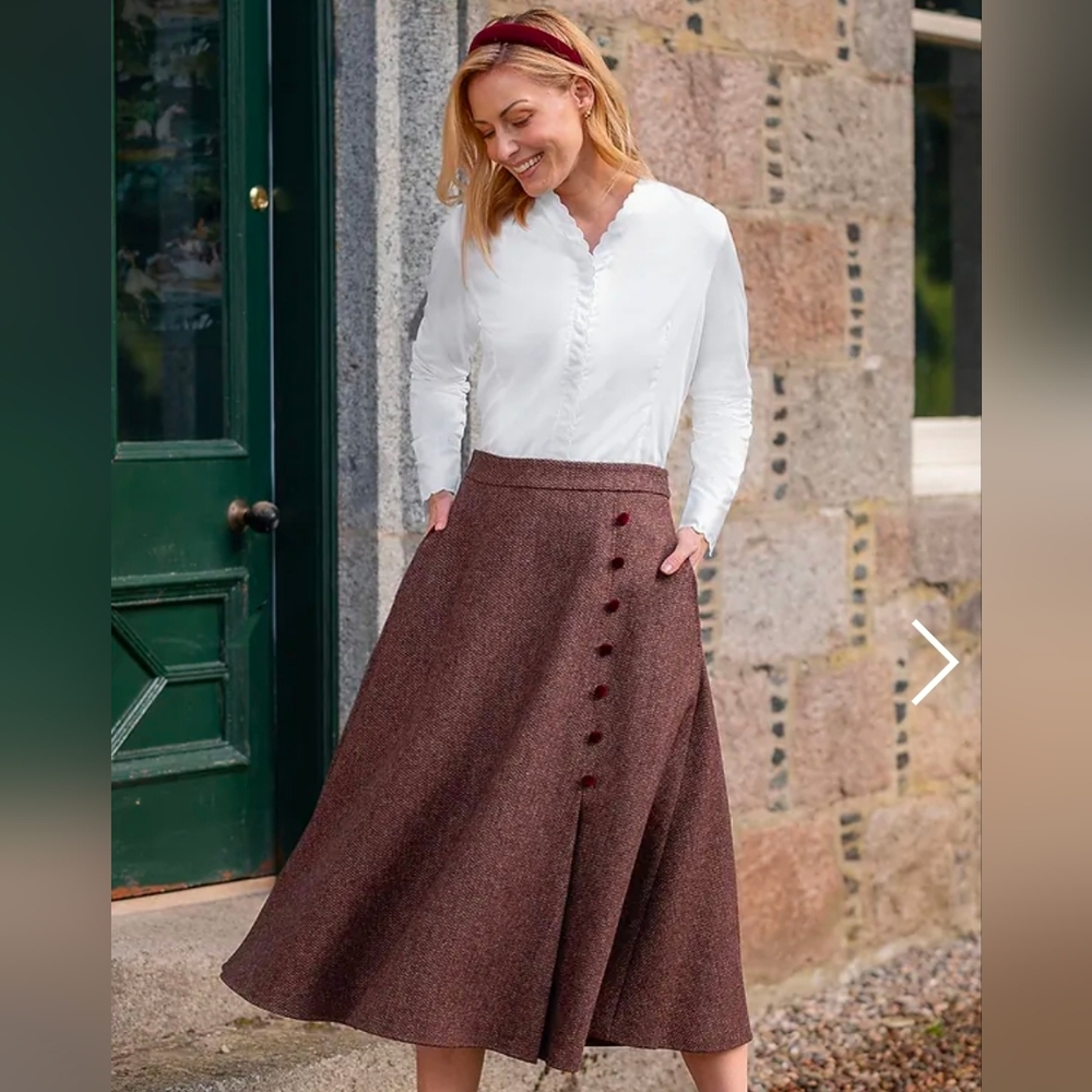 A-Line Tweed Swing Skirt in Rich Brown